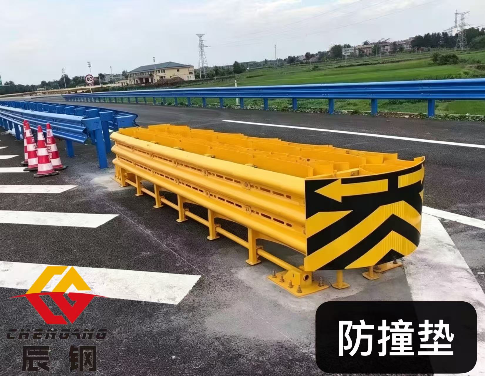 哈密地区波形梁护栏道路防撞护栏 - 价格